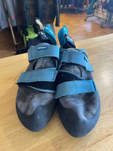 Load image into Gallery viewer, Scarpa Women's 8 Shoes