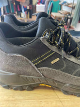 Load image into Gallery viewer, 12 Grisport Men's Hiking Shoes