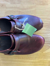 Load image into Gallery viewer, Women's Shoe Size 39 Troentorp Maroon Clogs