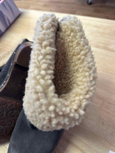 Load image into Gallery viewer, Shoe Size 8 UGG Grey Clogs