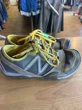 Load image into Gallery viewer, Women's Shoe Size 7 New Balance Yellow Running Shoes