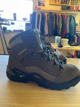 Load image into Gallery viewer, Shoe Size 9.5 Lowa Brown Boots