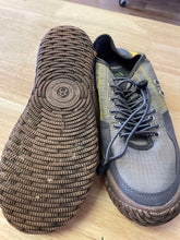 Load image into Gallery viewer, Women's Shoe Size 6 Hybrid Green Label Grey Casual Shoes