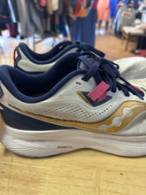 Load image into Gallery viewer, Shoe Size 8.5 Saucony Grey Running Shoes