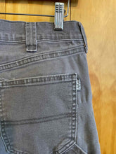 Load image into Gallery viewer, Size 32 Gravel Gear Men's Pants