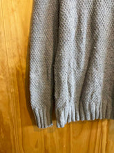 Load image into Gallery viewer, Size M Royal Robbins Tan Women's Sweater & Sweatshirt