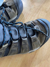 Load image into Gallery viewer, 13 Keen Men's Shoes