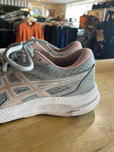 Load image into Gallery viewer, Shoe Size 8.5 Asics Grey Running Shoes
