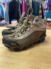Load image into Gallery viewer, Shoe Size 7 Oboz Brown Hiking Boots