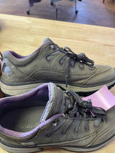 Load image into Gallery viewer, Shoe Size 6.5 Eddie Bauer Brown Hiking Shoes