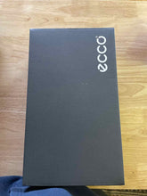 Load image into Gallery viewer, 9.5 Ecco Men's Running Shoes