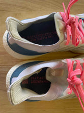Load image into Gallery viewer, Women's Shoe Size unknown Adidas White Running Shoes