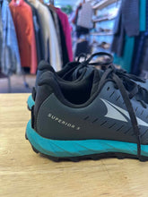Load image into Gallery viewer, Women's Shoe Size 8 Altra Grey Trail Running Shoes
