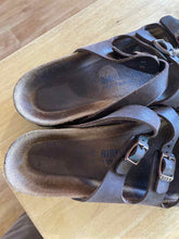 Load image into Gallery viewer, Shoe Size 38 Birkenstock Brown Sandals