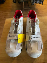 Load image into Gallery viewer, Scott Mens 9.5 Cycling Shoes