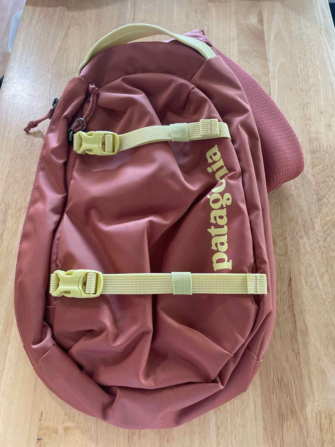 pink patagonia bag Terravia Mini 1L Unisex Waist The Terravia Tote Pack 24L is a versatile and lightweight bag Patagonia Black Hole Pack 25L