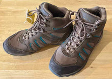 Load image into Gallery viewer, Women's Shoe Size 9 Eastland Brown Hiking Boots