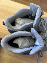 Load image into Gallery viewer, 11 Oboz Men's Hiking Boots