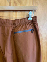 Load image into Gallery viewer, Size Large Baleaf Men's Pants