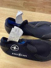 Load image into Gallery viewer, Aqua Lung Water Shoes