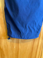Load image into Gallery viewer, Size 16 Eddie Bauer Navy Women's Capris