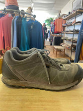 Load image into Gallery viewer, 10 Oboz Men's Hiking Shoes