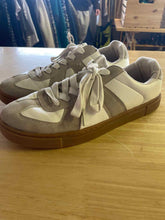 Load image into Gallery viewer, Women's Shoe Size 9 Sincerely Jules White Running Shoes