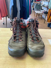 Load image into Gallery viewer, 9 Oboz Men's Hiking Shoes