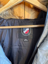 Load image into Gallery viewer, Size Large Chamonix Men's Winter Jacket