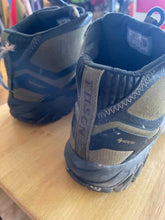 Load image into Gallery viewer, 12 Merrell Men's Hiking Boots