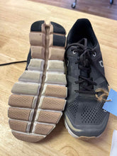 Load image into Gallery viewer, Women's Shoe Size 7.5 On Cloud Grey Running Shoes