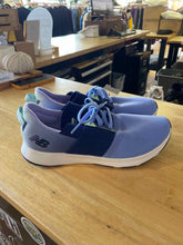 Load image into Gallery viewer, Women's Shoe Size 8.5 New Balance Periwinkle Running Shoes