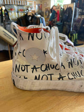 Load image into Gallery viewer, 9.5 Converse Men's Shoes