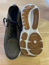 Load image into Gallery viewer, 10 Brooks Men's Running Shoes