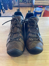Load image into Gallery viewer, 12 Keen Men's Hiking Shoes