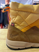 Load image into Gallery viewer, Shoe Size 8.5 Danner Tan Boots
