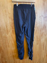 Load image into Gallery viewer, Size 4 Lululemon Black Women's Pants