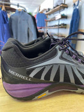 Load image into Gallery viewer, Women's Shoe Size 9.5 Merrell Black Hiking Shoes