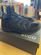 Load image into Gallery viewer, 9.5 Ecco Men's Running Shoes