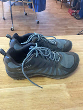 Load image into Gallery viewer, Women's Shoe Size 10 Merrell Blue Hiking Shoes