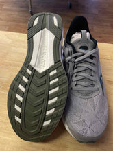 Load image into Gallery viewer, 9 Saucony Men's Running Shoes