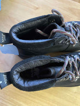 Load image into Gallery viewer, Women's Shoe Size 5 Sorel Black Boots