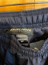 Load image into Gallery viewer, Size Small Bauer Navy Women's Pants