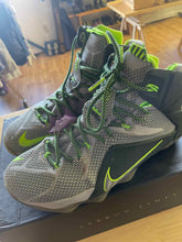 Load image into Gallery viewer, 11.5 Nike Men's Shoes