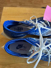 Load image into Gallery viewer, Shoe Size 7 Nike Blue Running Shoes