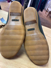 Load image into Gallery viewer, Shoe Size 8 Sperry Brown Shoes