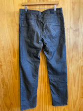 Load image into Gallery viewer, Size 33 Prana Men's Pants
