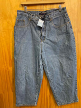 Load image into Gallery viewer, Size 14 Halston Jeanswear Blue Women's Jeans