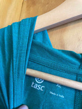 Load image into Gallery viewer, Size XL Tasc Green Women's Hoodie