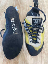 Load image into Gallery viewer, Evolv 3 Shoes